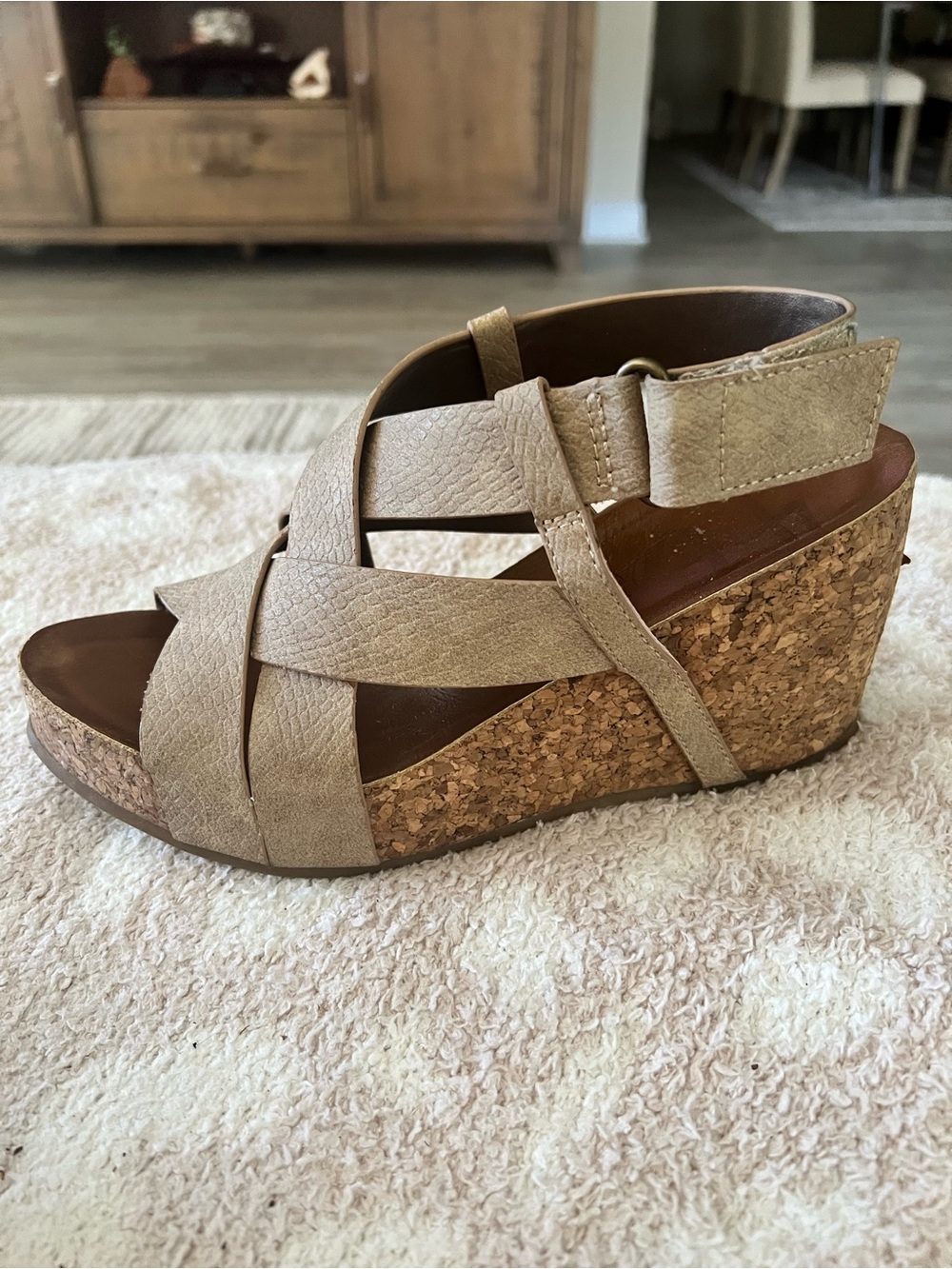 Blowfish Womens Tan Cork Wedge Sandals - Comfortable Strappy Platform